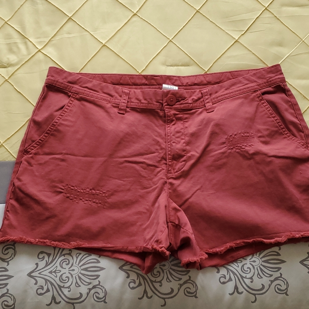 Coral shorts